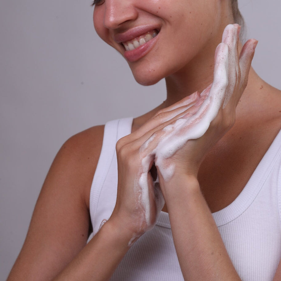 DAILY FOAM CLEANSER - סבון מקציף לכל סוגי העור